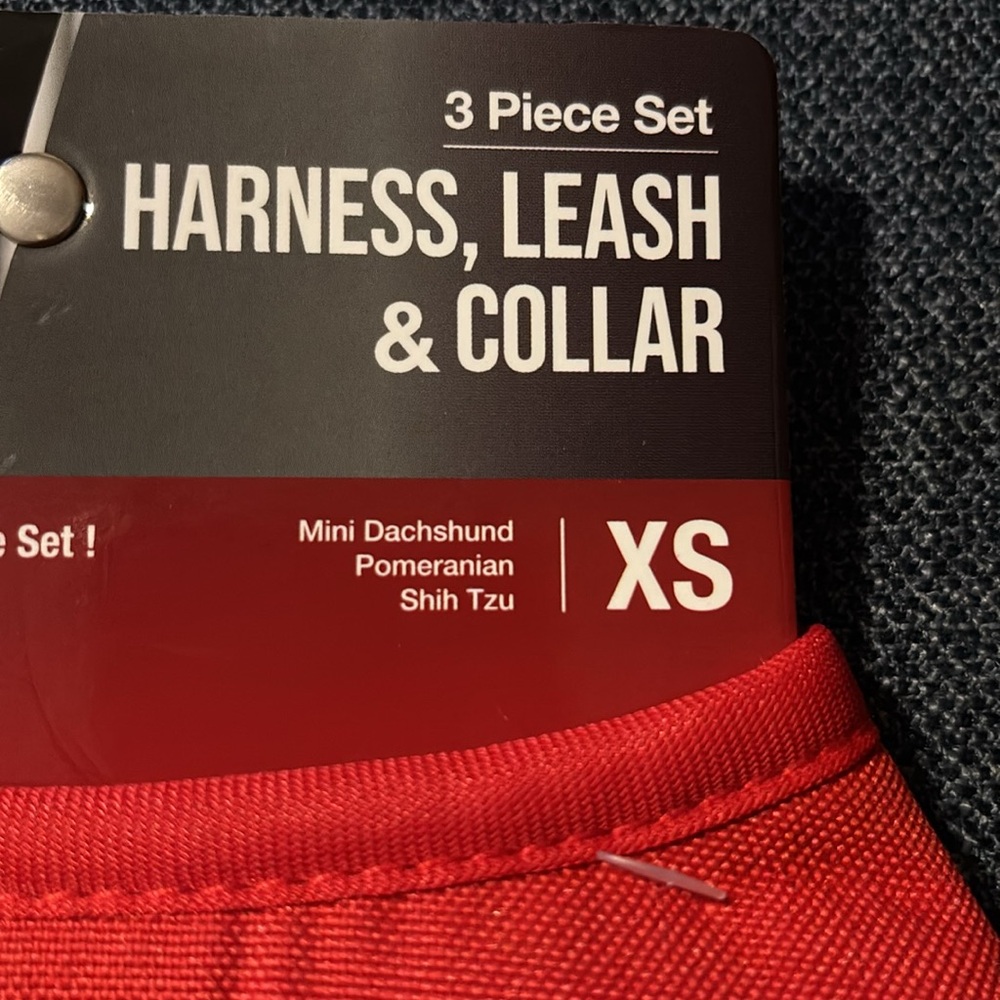 Coleman Red 3 Piece Dog Harness, Leash & Collar Set in Size XS BNWT - Picture 4 of 12